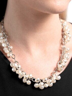 Pearl Parlor cha cha Necklace silver tone white Faux Pearl 18"+3"